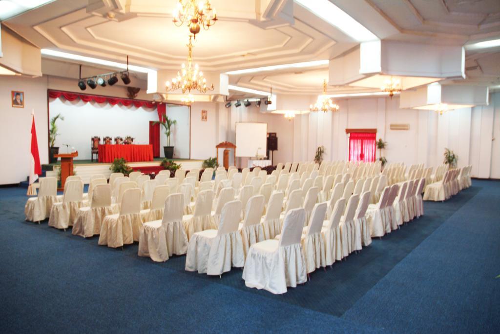 Sahid Kawanua Hotel Manado Exterior photo